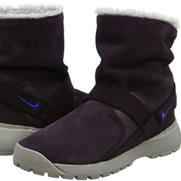 Nike Golkana Boots Size 8.5 Brand New - Picture 1 of 8